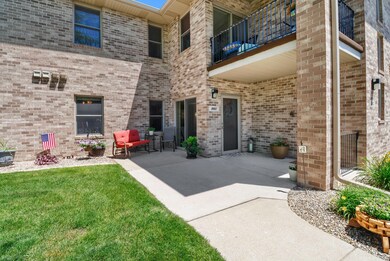 960 Birch Dr, Crown Point, IN 46307 - photo 2