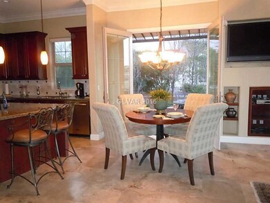 Dining Room. The dining area is adjacent to the ki