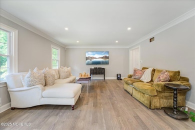 08-Living Room
