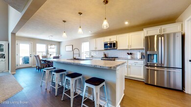 443 Copper Creek Dr, Mount Washington, KY 40047 - photo 3