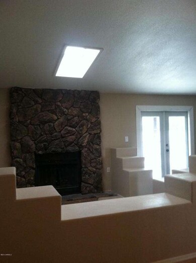 IMG_2938Fire pit place