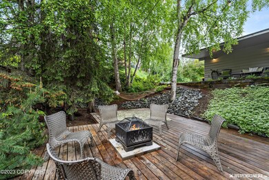 Quiet Gathering Area