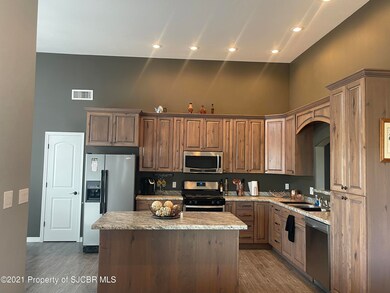 0974F4FF-3A2A-49B8-913E-DE74DB0E36AE