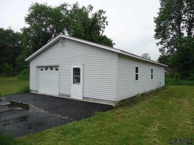 16 Bleeker St, Corinth, NY 12822 - photo 2