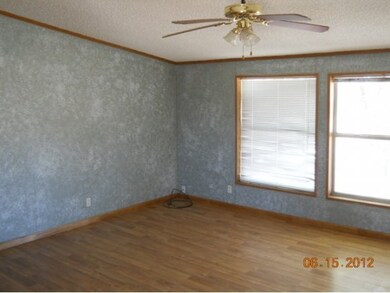 24225 N Cleveland St, Paulden, AZ 86334 - photo 2