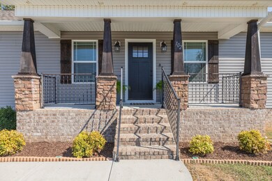 102 Lexington Cove Blvd, Shelbyville, TN 37160 - photo 3