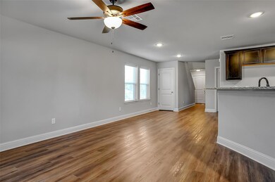 2731 W Washington St, Denison, TX 75020 - photo 5