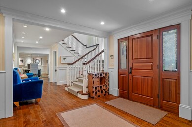 8 Aston Rd, Chestnut Hill, MA 02467 - photo 4