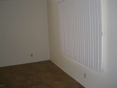 sandy lroom