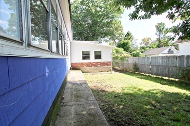 39 Spruce St, Sanford, ME 04073 - photo 4