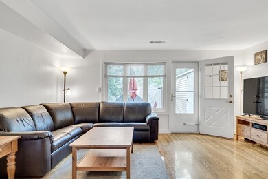 1211 Windsor Dr unit 1211, Framingham, MA 01701 - photo 4