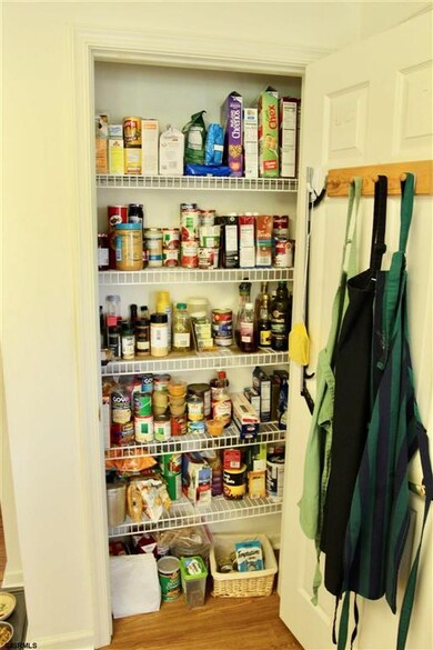 667 E Chancery Ln unit Wayland Village 3-C, Galloway, NJ 08205 - photo 5