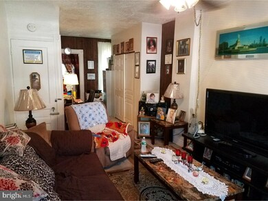 638 N 12th St, Reading, PA 19604 - photo 5