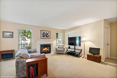 110 Huntington St unit 26AWES, Lake Bluff, IL 60044 - photo 2