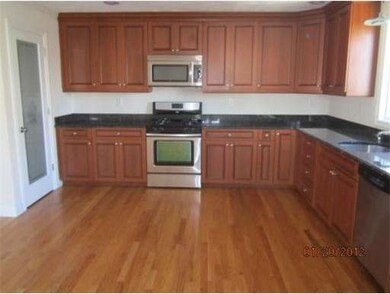 26 Coolidge St, Everett, MA 02149 - photo 2