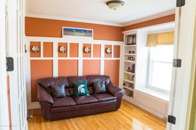 Den/ Study Main Level