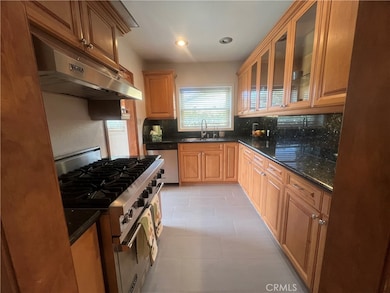 13384 Foothill Blvd, Sylmar, CA 91342 - photo 7