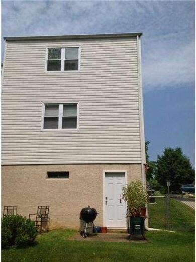 322 Birch Dr, Lafayette Hill, PA 19444 - photo 6