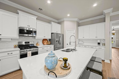 908 Elliston Dr, Gonzales, LA 70737 - photo 6