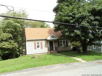 40 Reservoir Rd, Highland, NY 12528 - photo 2