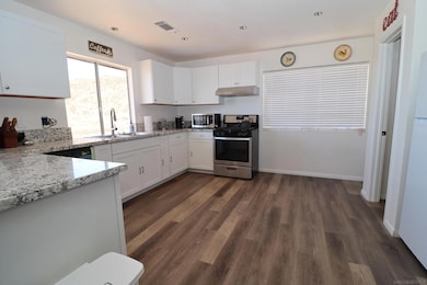 21141 Sharp Rd, Perris, CA 92570 - photo 7