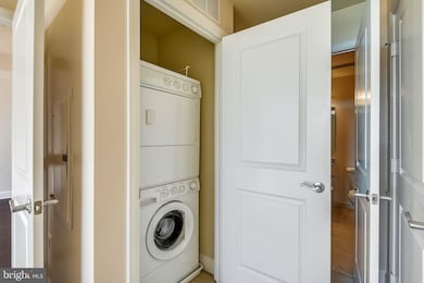 The Eclipse unit 324W, Arlington, VA 22202 - photo 6