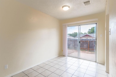 1915 Prairie Knoll Ct unit B, Austin, TX 78758 - photo 3