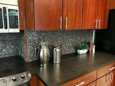 227 Litchfield Ln, Houston, TX 77024 - photo 7