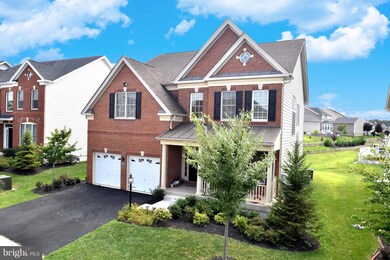 22935 Weybridge Square, Broadlands, VA 20148 - photo 2