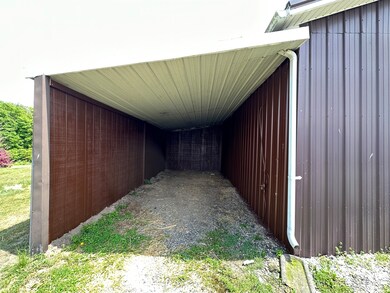 2586 W Grubb Ln, Covington, IN 47932 - photo 5