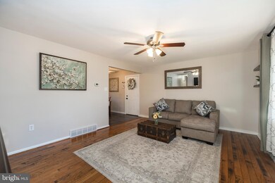 35 Roberta Ln, Royersford, PA 19468 - photo 6