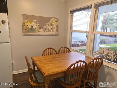 36 Upperbrook Ct, Parlin, NJ 08859 - photo 5