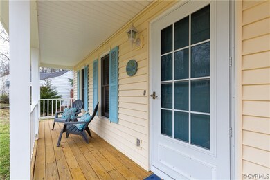 Country porch, Storm door