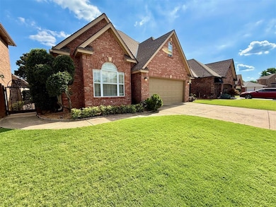 3816 Tudor Cir, Norman, OK 73072 - photo 2