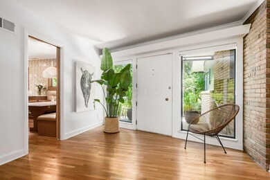 434 N Columbia Ave, Columbus, OH 43209 - photo 4