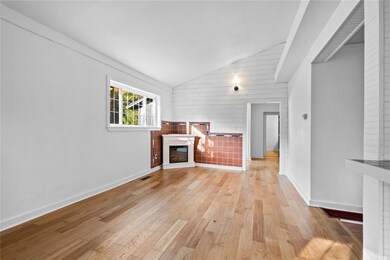 10958 Rocky Creek Rd, Fayetteville, AR 72701 - photo 5