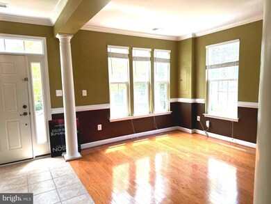 711 Redgate Ln, Woodbridge, VA 22191 - photo 4