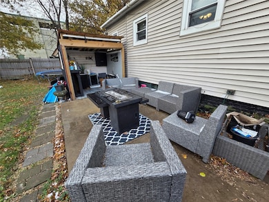 1308 W 24th St, Erie, PA 16502 - photo 5