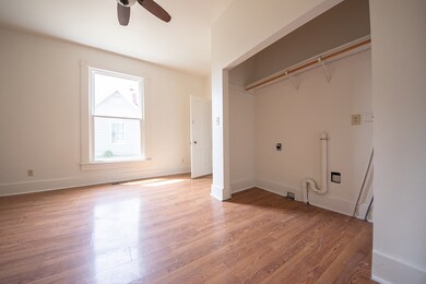 311 N Grant St, Edinburgh, IN 46124 - photo 6