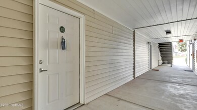 2807BloomfieldLane-03