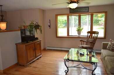 216 N Knob Hill Rd, Stanfordville, NY 12581 - photo 4
