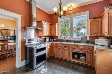 524 W Main-8
