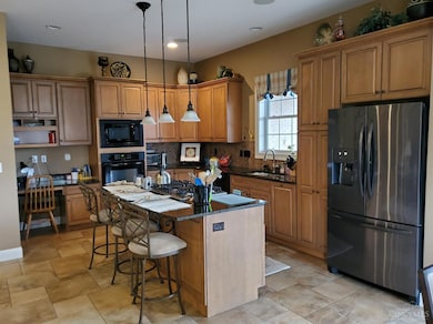 6255 Springdale Rd, Cincinnati, OH 45247 - photo 3