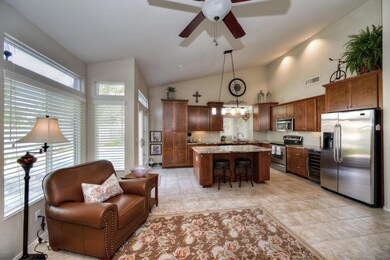 008_Family Room