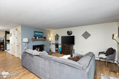 06-Living Room MS_1307