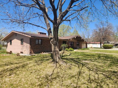 845 W 7th Ave, Red Cloud, NE 68970 - photo 4