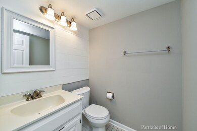 1/2 Bath