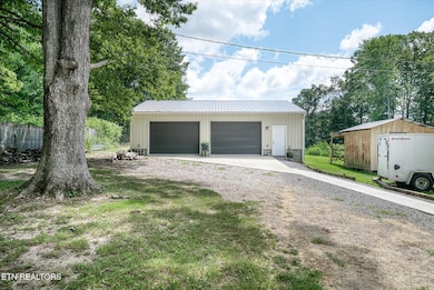 1010 Smallwood Rd, Jamestown, TN 38556 - photo 3