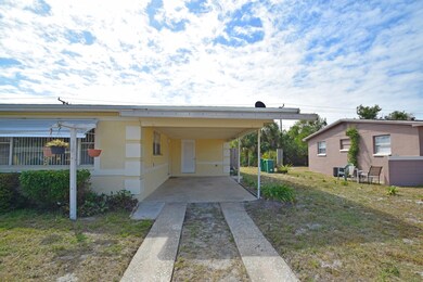 GREAT CARPORT!