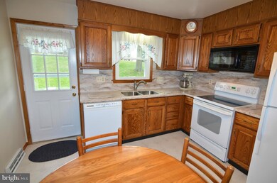 7265 Pommel Dr, Sykesville, MD 21784 - photo 7